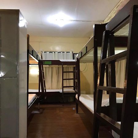 Austria'S Guest House El Nido Bagian luar foto