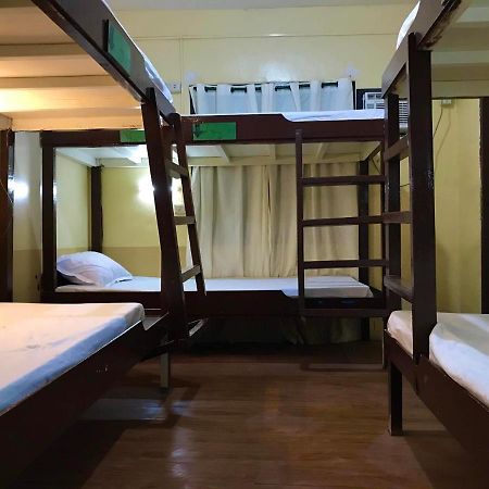 Austria'S Guest House El Nido Bagian luar foto