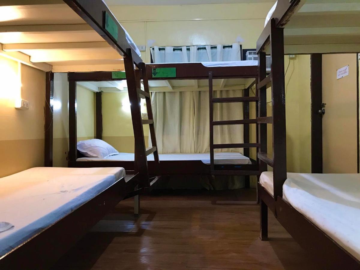 Austria'S Guest House El Nido Bagian luar foto