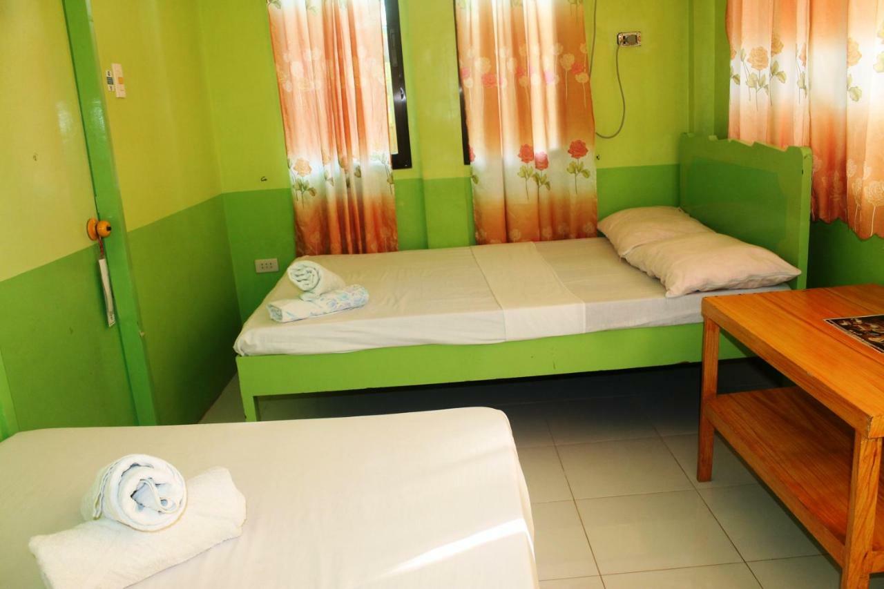 Austria'S Guest House El Nido Bagian luar foto