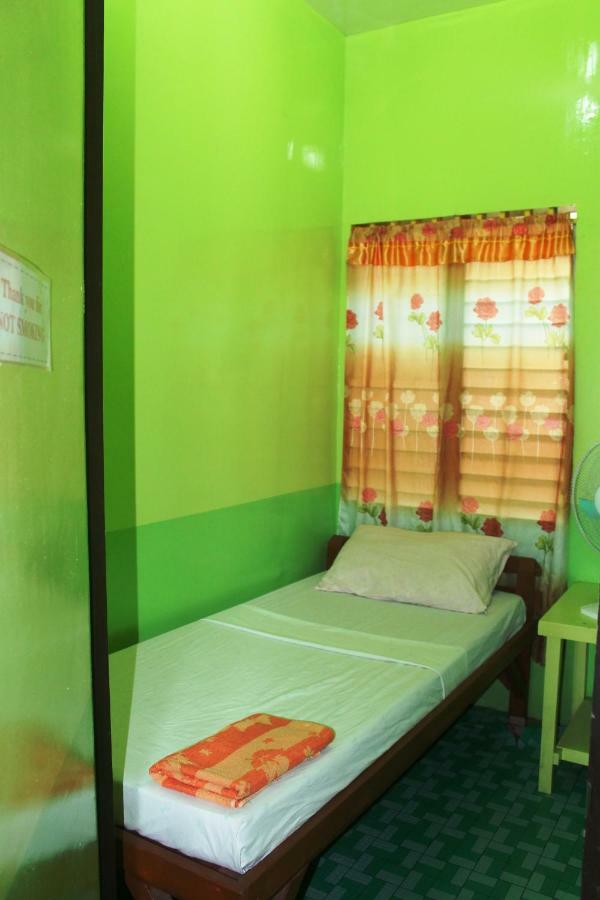 Austria'S Guest House El Nido Bagian luar foto