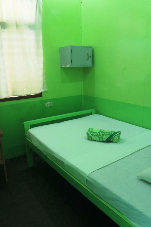 Austria'S Guest House El Nido Bagian luar foto