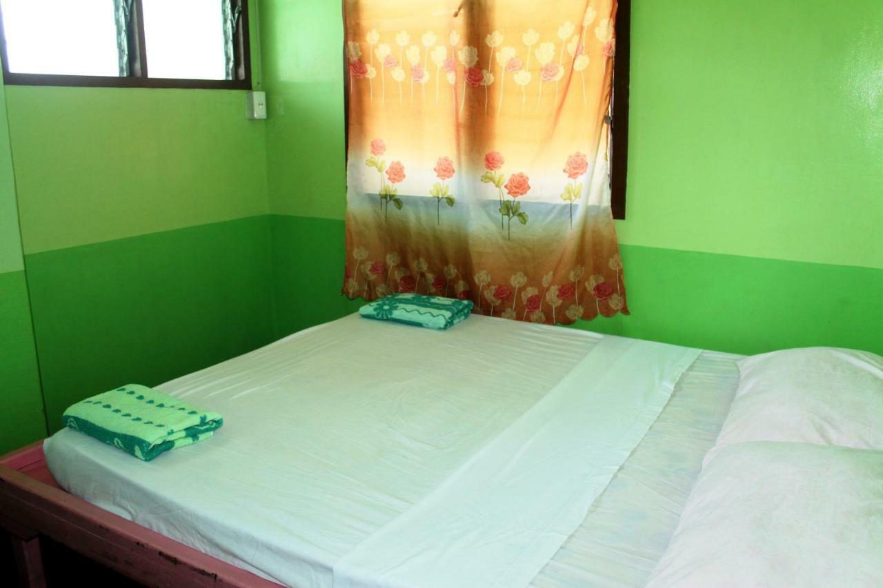 Austria'S Guest House El Nido Bagian luar foto