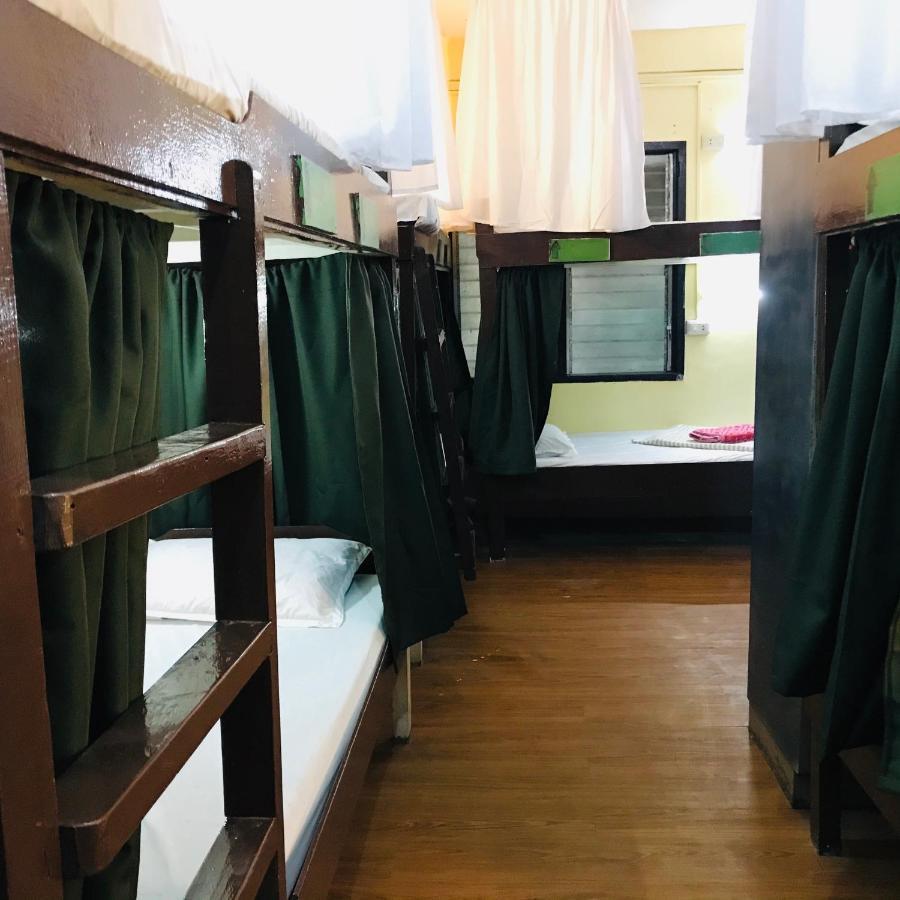 Austria'S Guest House El Nido Bagian luar foto